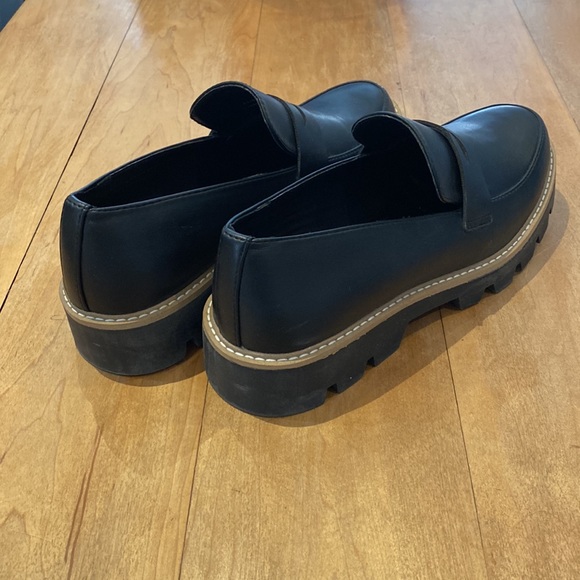 Chinese Laundry Lug Sole Loafers, size 8.5. - Picture 2 of 6